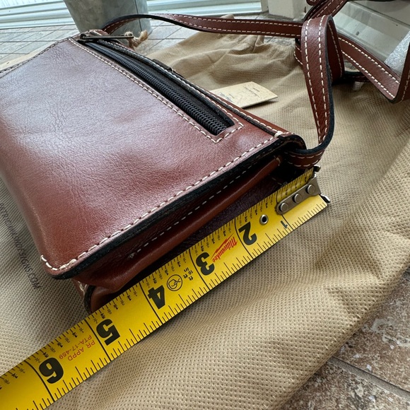 Patricia Nash Floral Embossed Tan Crossbody Bag TORRI TOOLED P06107 FLORANCE - Picture 10 of 13